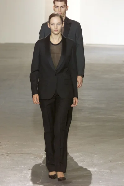 Look 77
